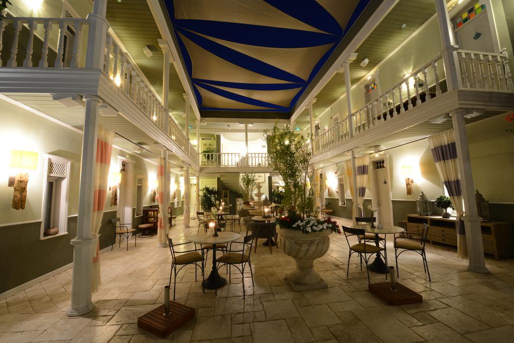 Marge Hotel Cesme Exterior photo