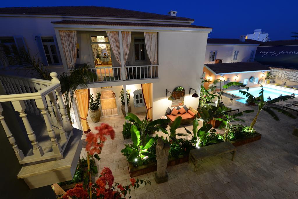 Marge Hotel Cesme Exterior photo